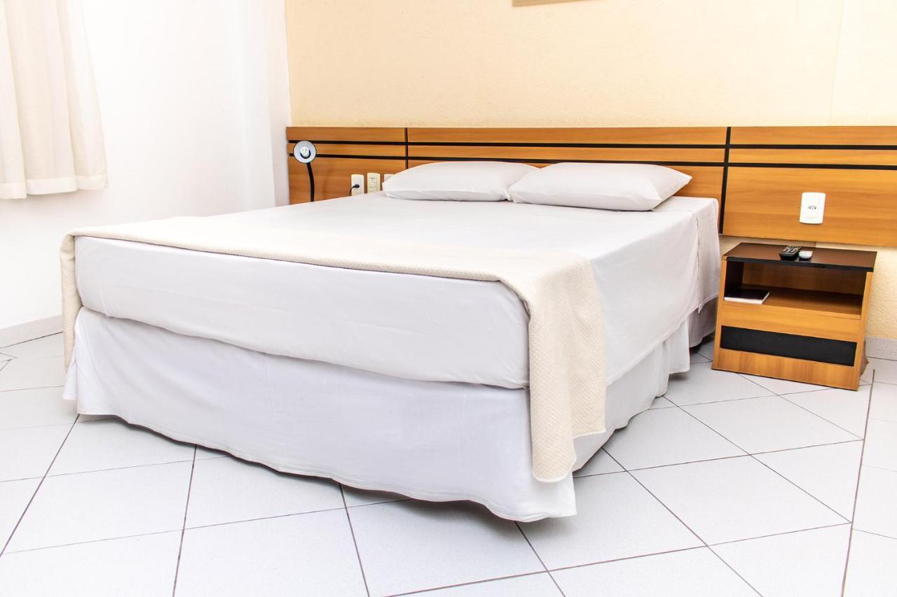 Delcas Hotel Куаба Екстериор снимка