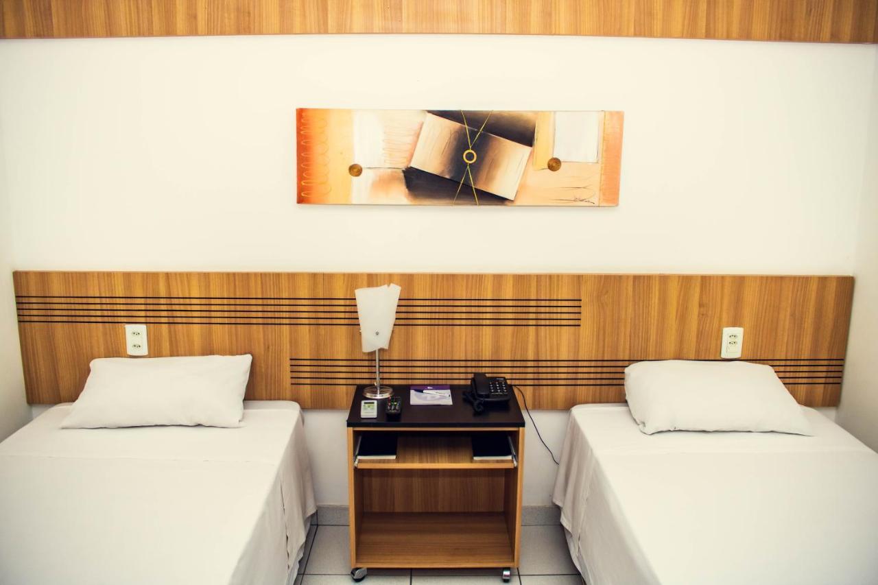 Delcas Hotel Куаба Екстериор снимка