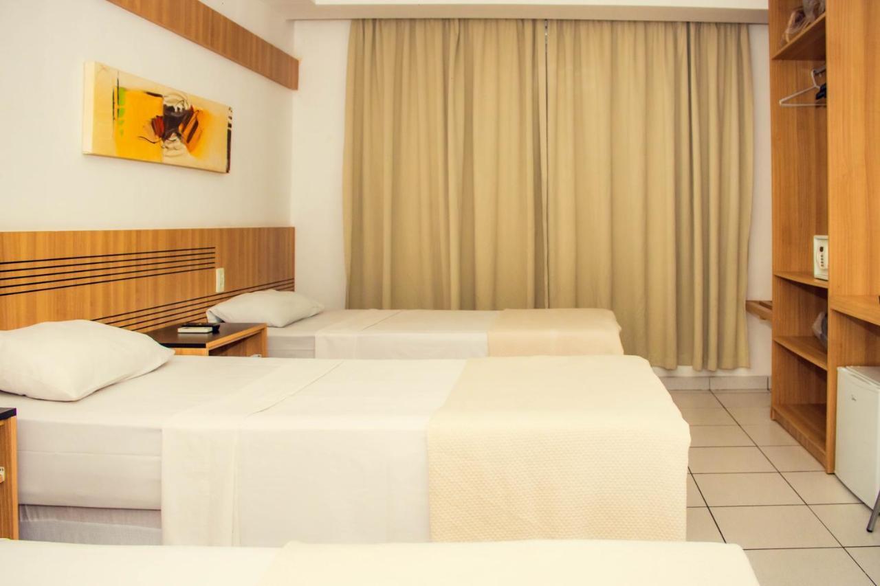 Delcas Hotel Куаба Екстериор снимка