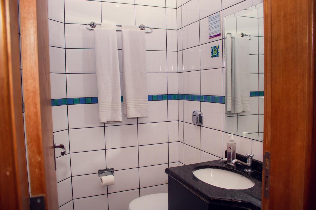 Delcas Hotel Куаба Екстериор снимка