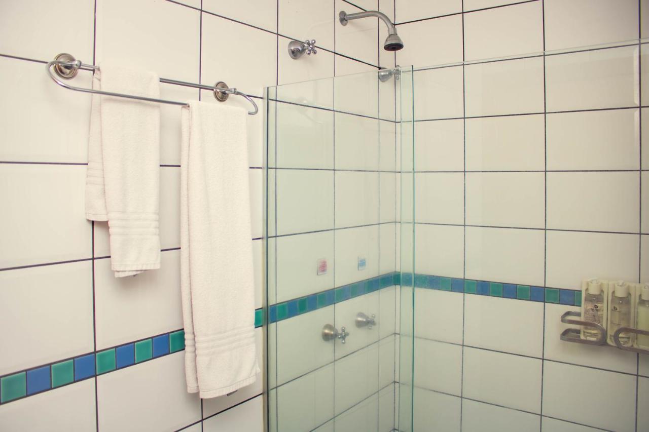 Delcas Hotel Куаба Екстериор снимка
